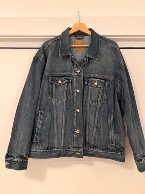 GAP Women's Classic Dark Blue Denim Jacket
